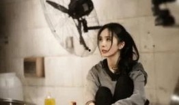 爆料杨幂抽烟图片高清视频,高清视频揭示明星真实一面