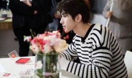 记者爆料蔡徐坤恋情视频,记者现场直击甜蜜互动