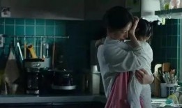 优衣库女孩爆料视频播放,揭秘时尚穿搭背后的故事